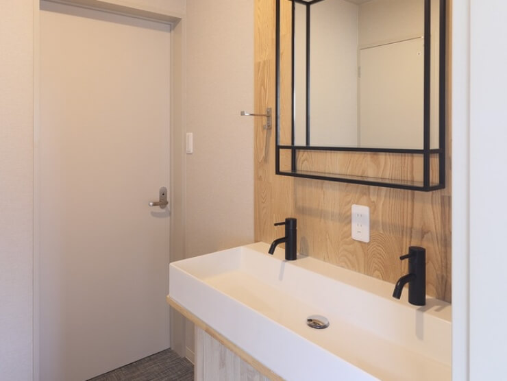 room_image