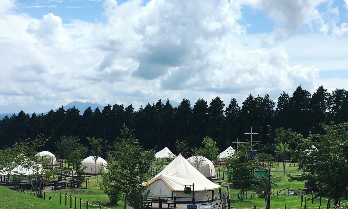 くじゅう花公園 花と星 九州 大分県 グランピング施設の比較 予約なら Glampicks