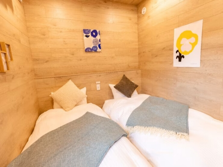 room_image