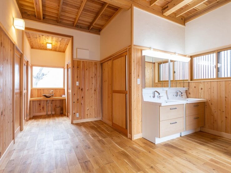 room_image