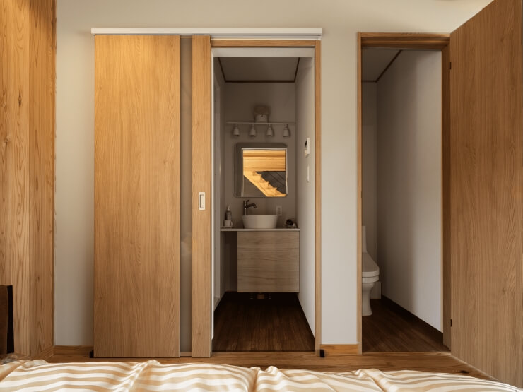room_image