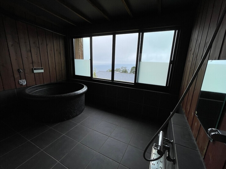 room_image