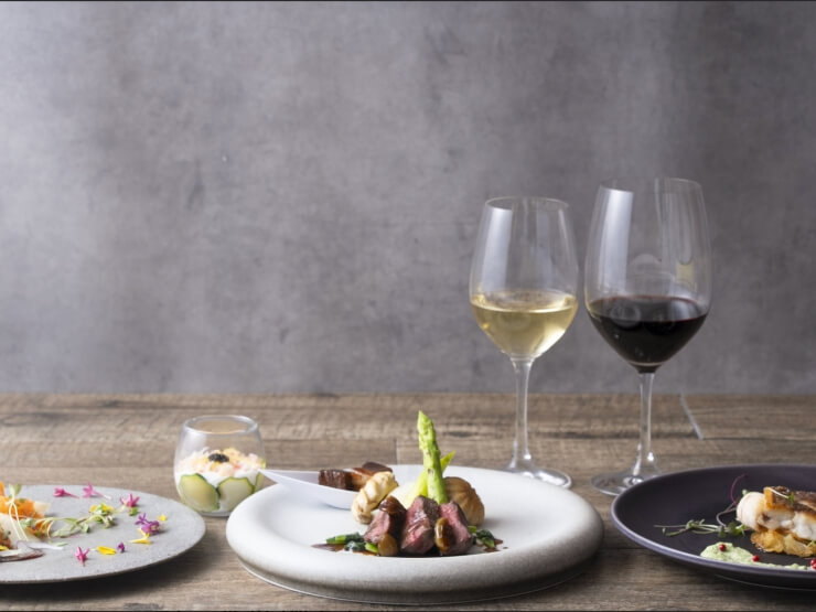 中伊豆EAST WINDS VILLAGEの受賞ワインメーカーズディナー2025特別プラン