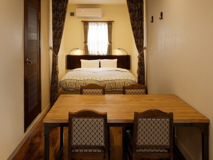 room_image