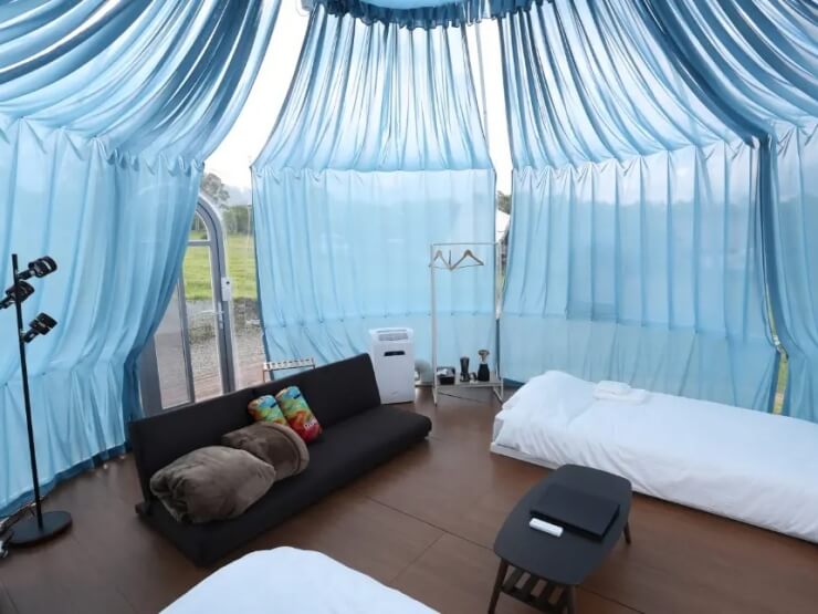 room_image