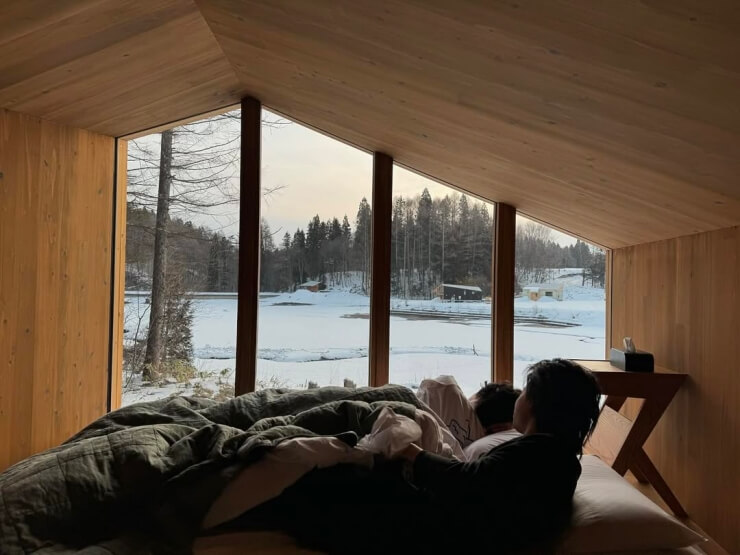 お部屋の大きな窓から見渡す限りの雪景色