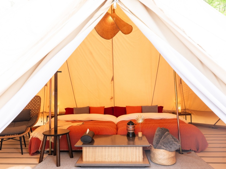 ザランタン鹿沼のインスタグラマーが手がけた皇帝テントの内装