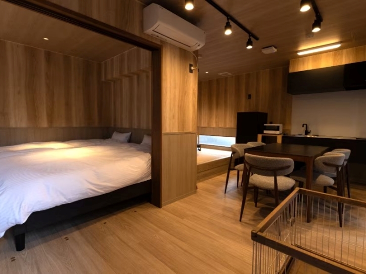 room_image