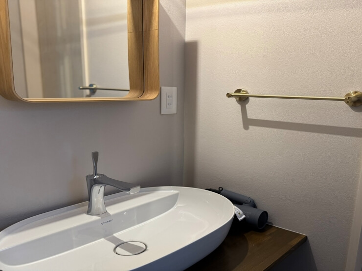 room_image