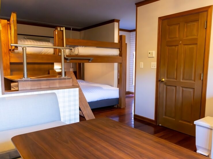 room_image